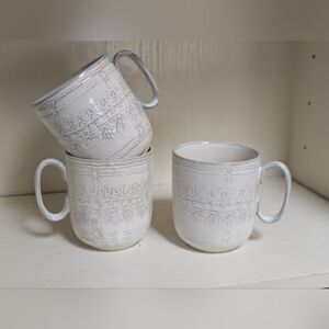 Anthropologie Zizou Oyster Mugs Set Of 3 White Etched Winter Cabin Cottagecore